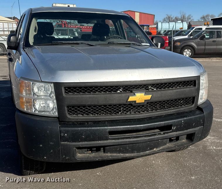 image for item EP2930 2012 Chevrolet Silverado 1500 Crew Cab pickup truck