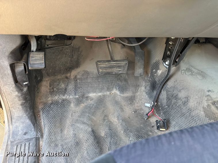 image for item EP2930 2012 Chevrolet Silverado 1500 Crew Cab pickup truck