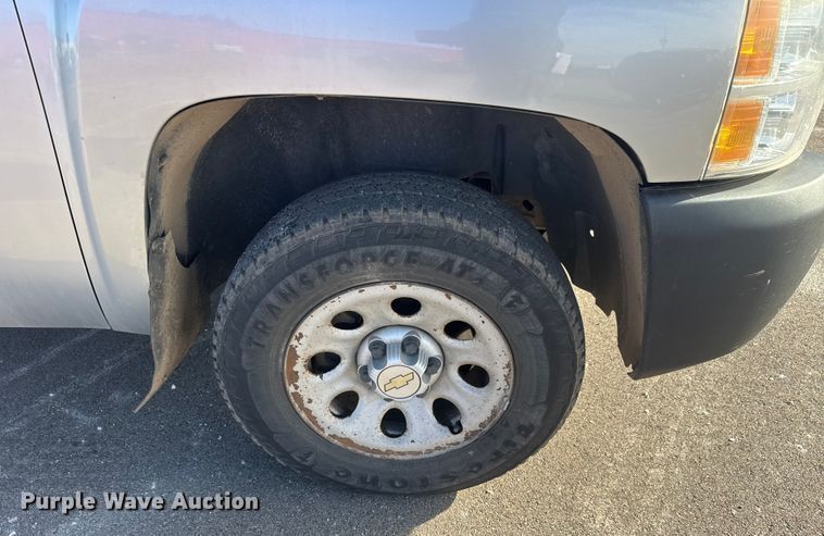 image for item EP2930 2012 Chevrolet Silverado 1500 Crew Cab pickup truck