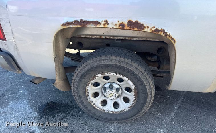 image for item EP2930 2012 Chevrolet Silverado 1500 Crew Cab pickup truck