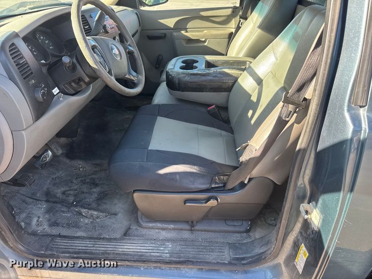 image for item EP2931 2012 Chevrolet Silverado 1500 pickup truck