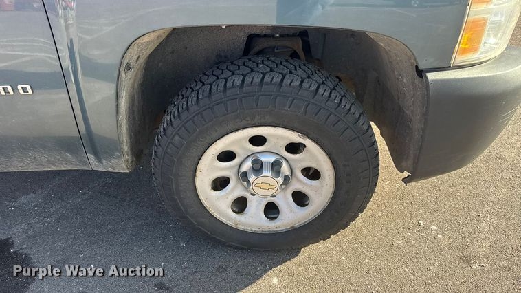 image for item EP2931 2012 Chevrolet Silverado 1500 pickup truck