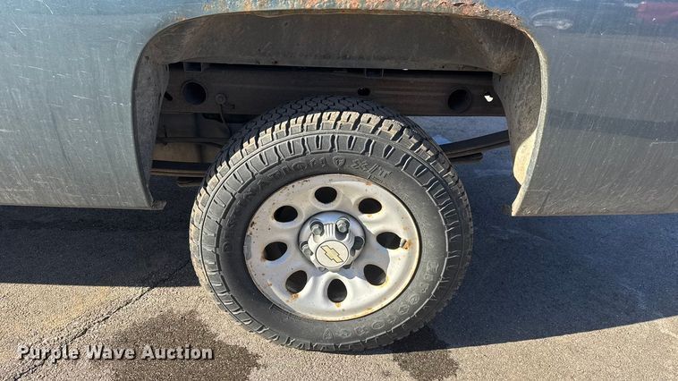 image for item EP2931 2012 Chevrolet Silverado 1500 pickup truck