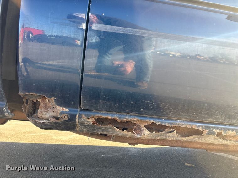 image for item EP2933 2002 Chevrolet Silverado 1500 pickup truck