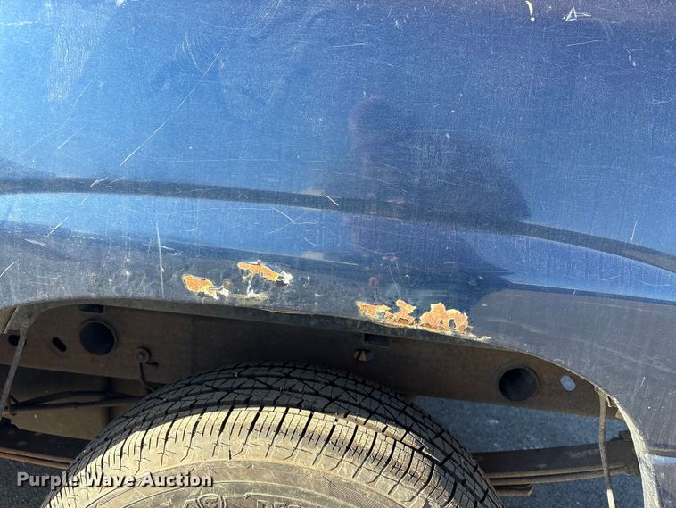 image for item EP2933 2002 Chevrolet Silverado 1500 pickup truck