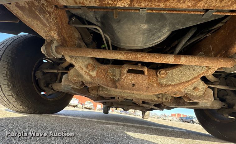 image for item EP2933 2002 Chevrolet Silverado 1500 pickup truck