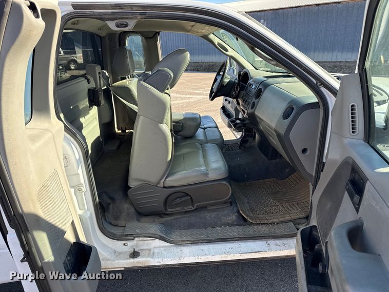 image for item EP2934 2007 Ford F150 pickup truck