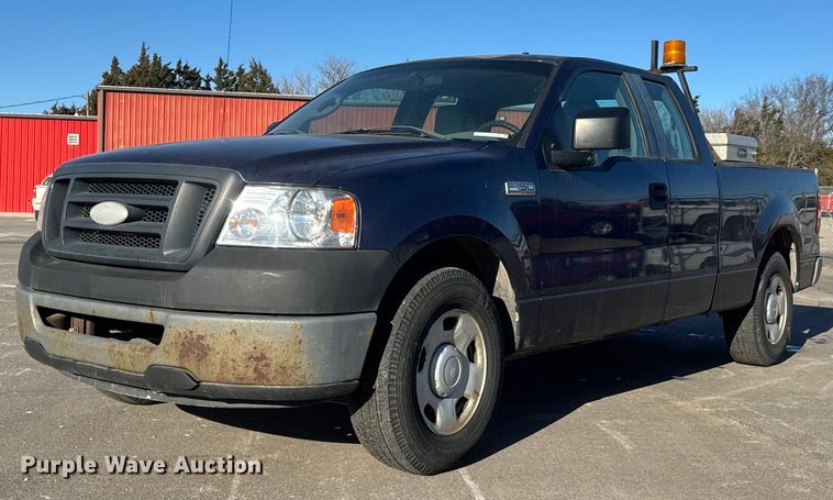 image for item EP2935 2007 Ford F150 Ext. Cab pickup truck