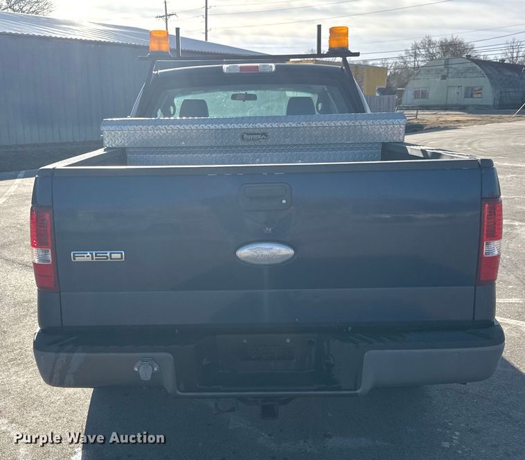 image for item EP2935 2007 Ford F150 Ext. Cab pickup truck