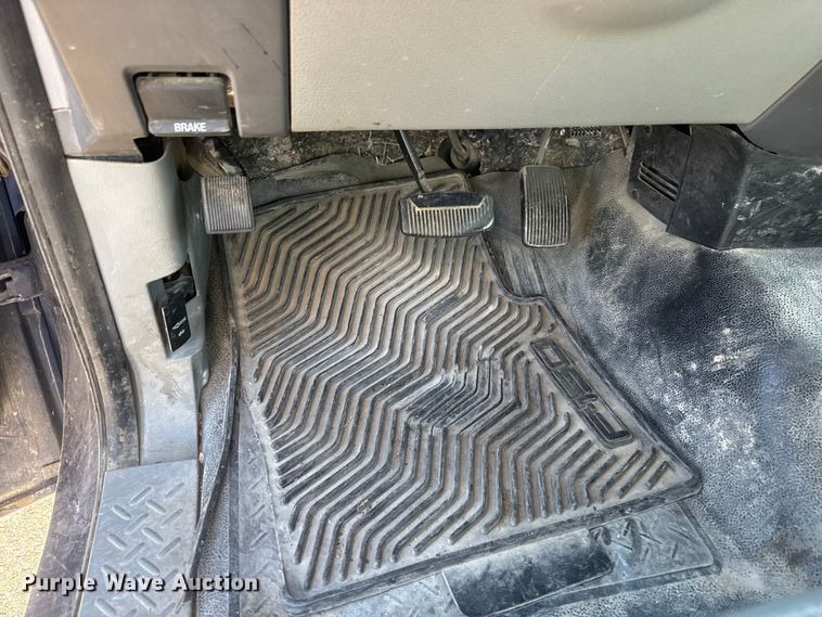 image for item EP2935 2007 Ford F150 Ext. Cab pickup truck