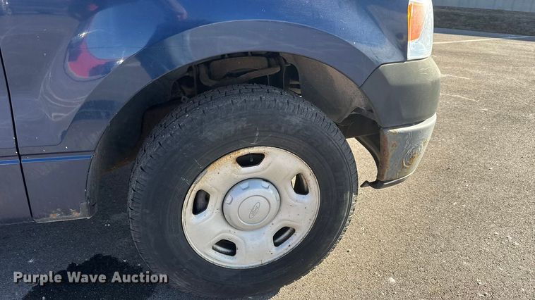 image for item EP2935 2007 Ford F150 Ext. Cab pickup truck