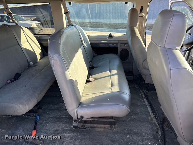 image for item EP2938 2009 Ford E350 van