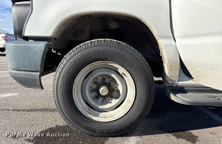 image for item EP2938 2009 Ford E350 van
