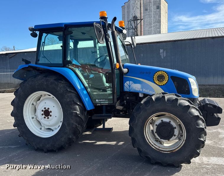 image for item EP2941 2011 New Holland T5070 MFWD tractor
