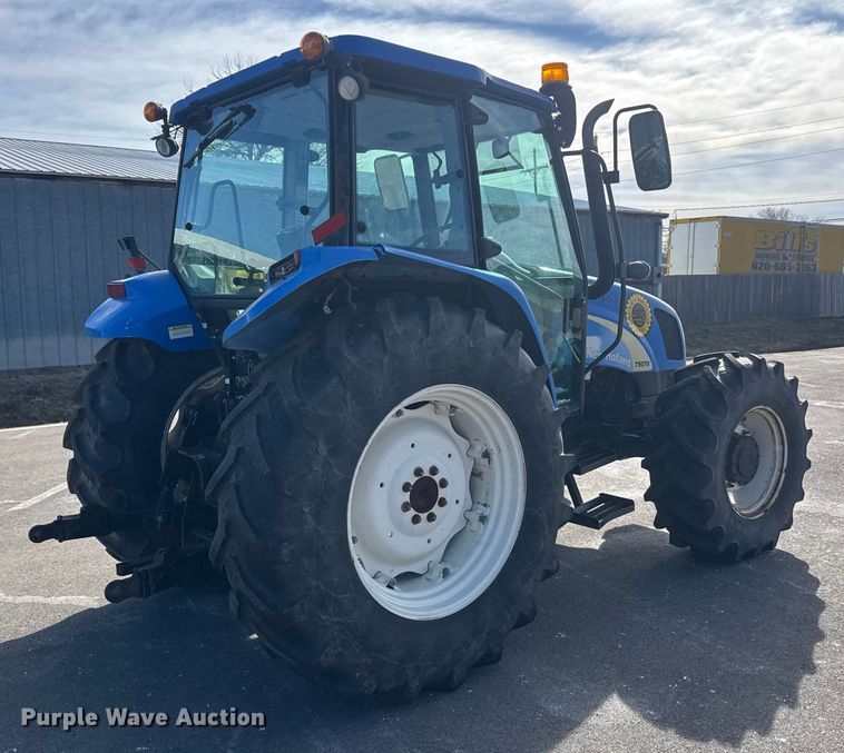 image for item EP2941 2011 New Holland T5070 MFWD tractor
