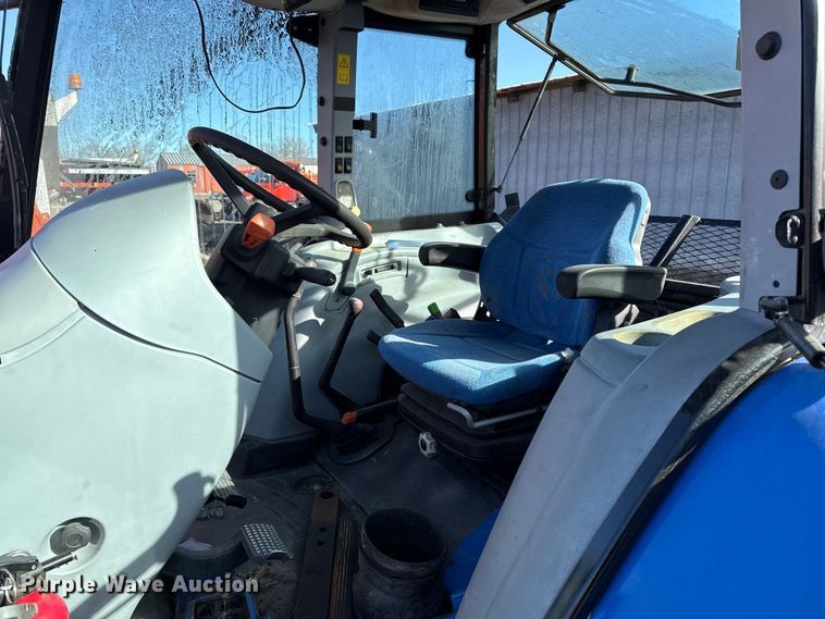 image for item EP2942 2011 New Holland T5070 MFWD tractor