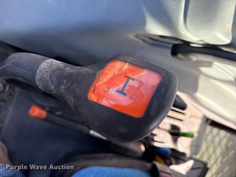 image for item EP2942 2011 New Holland T5070 MFWD tractor