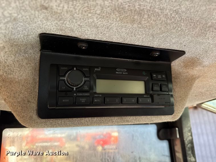 image for item EP2942 2011 New Holland T5070 MFWD tractor