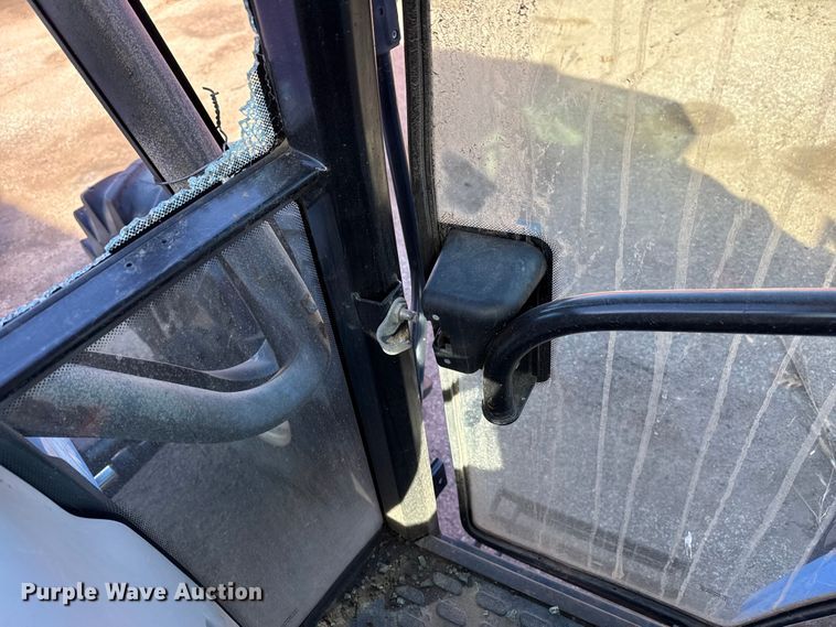 image for item EP2942 2011 New Holland T5070 MFWD tractor