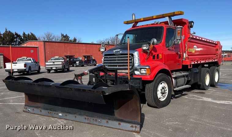 image for item EP2943 2009 Sterling L7500 Series dump truck