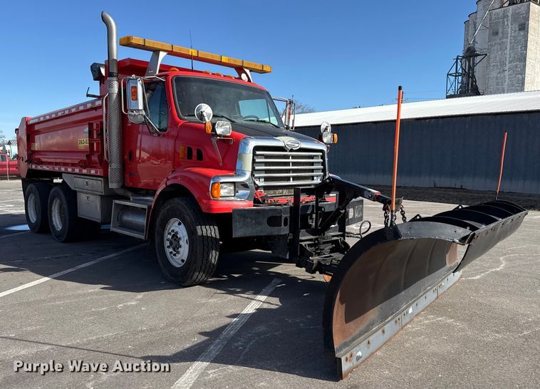image for item EP2943 2009 Sterling L7500 Series dump truck
