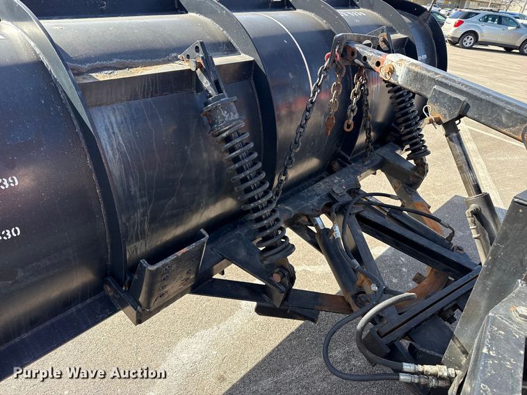 image for item EP2943 2009 Sterling L7500 Series dump truck