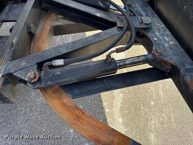 image for item EP2943 2009 Sterling L7500 Series dump truck