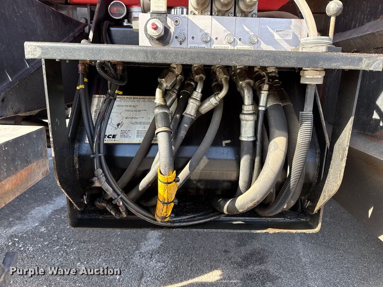 image for item EP2943 2009 Sterling L7500 Series dump truck