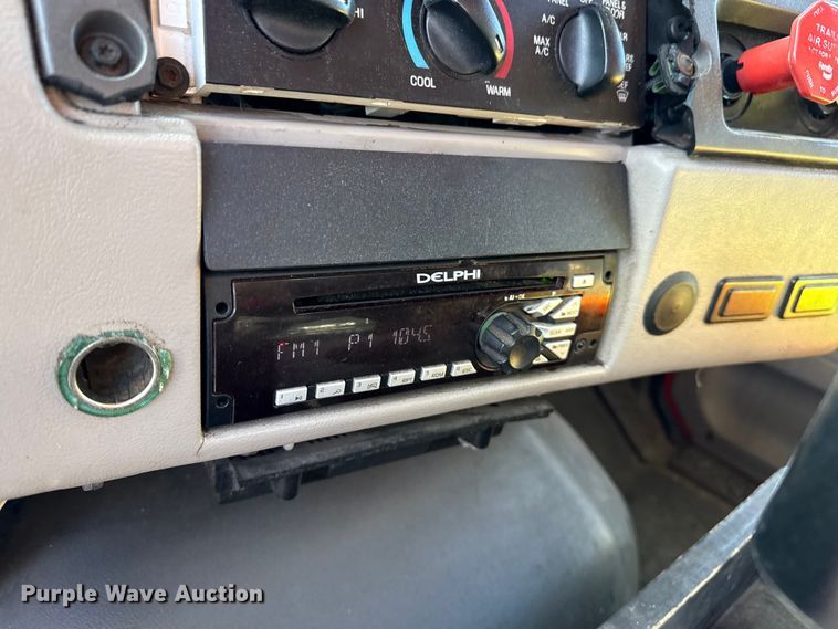 image for item EP2943 2009 Sterling L7500 Series dump truck