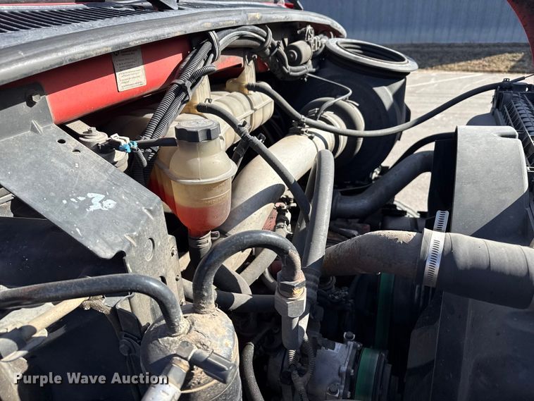 image for item EP2943 2009 Sterling L7500 Series dump truck