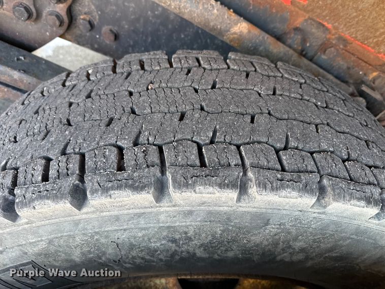 image for item EP2943 2009 Sterling L7500 Series dump truck