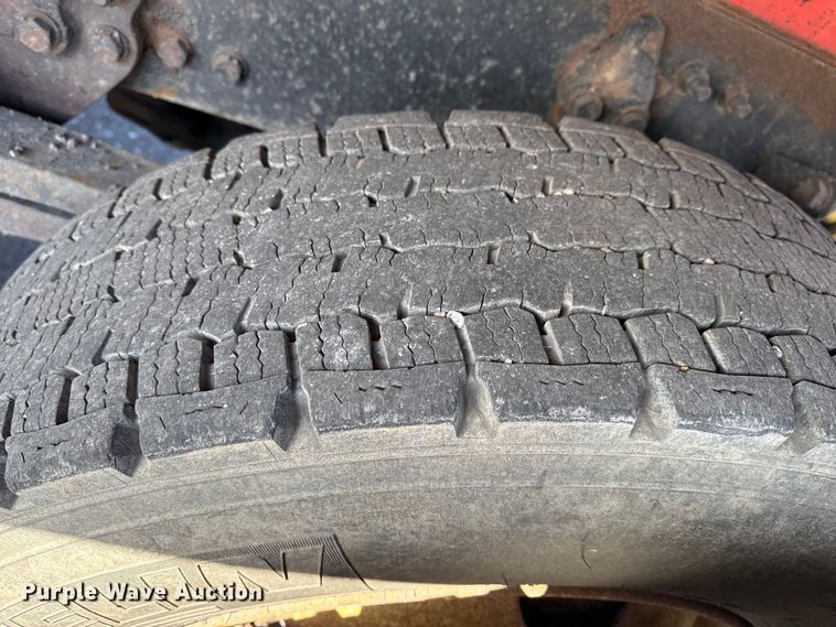 image for item EP2943 2009 Sterling L7500 Series dump truck