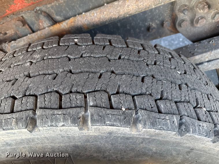 image for item EP2943 2009 Sterling L7500 Series dump truck