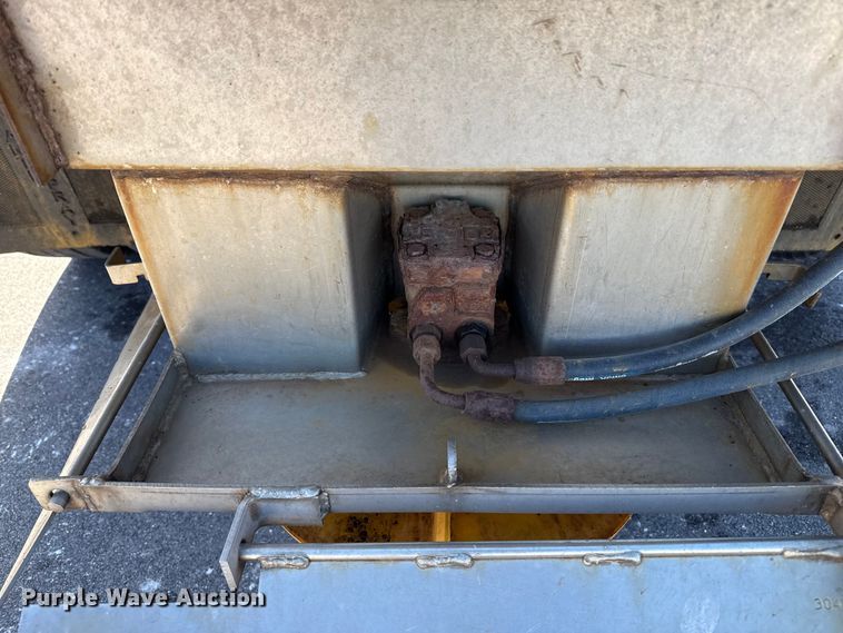 image for item EP2944 2007 International 7400 dump truck