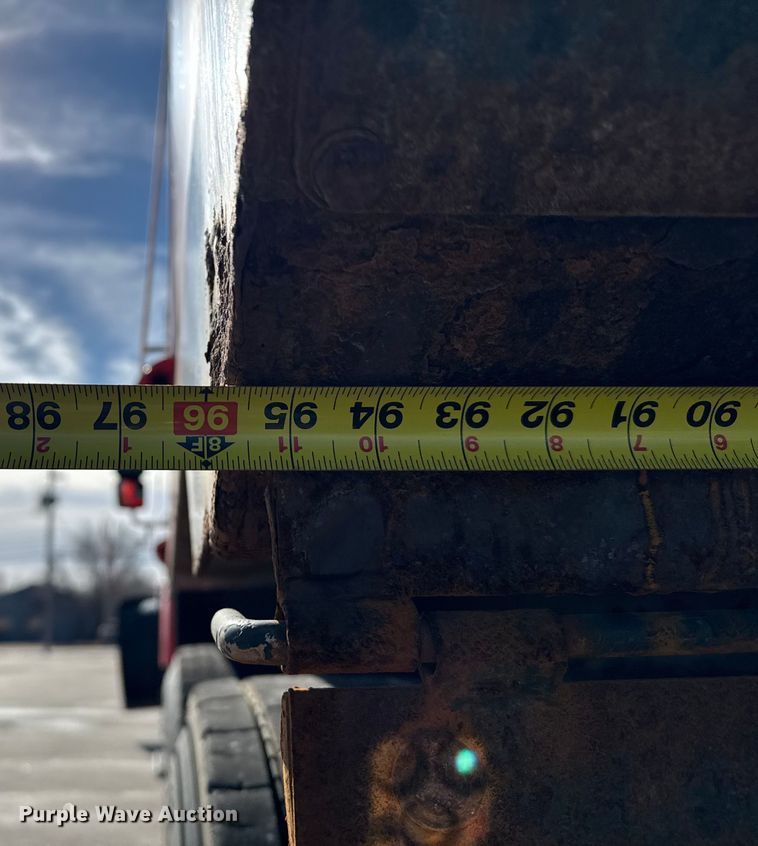 image for item EP2944 2007 International 7400 dump truck