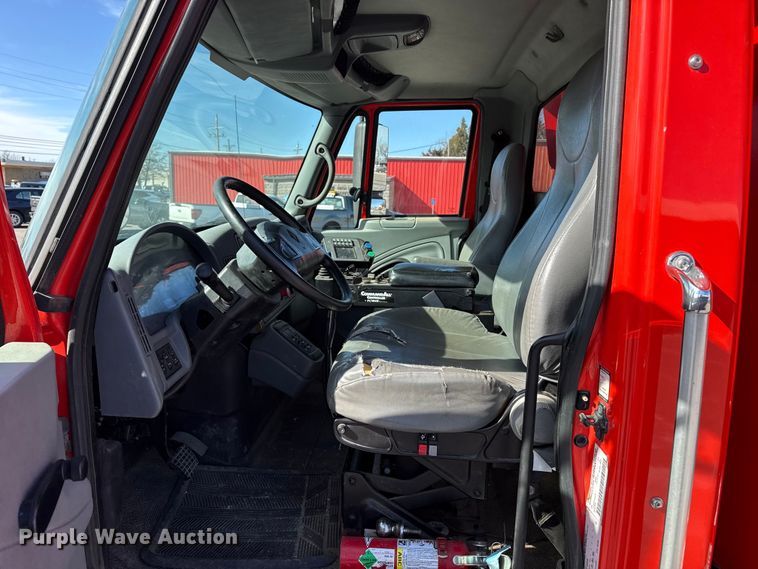 image for item EP2944 2007 International 7400 dump truck