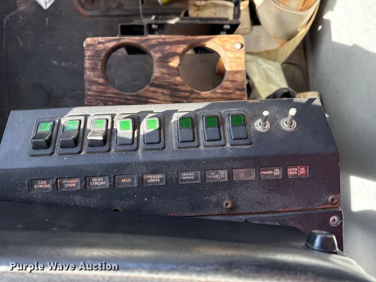 image for item EP2944 2007 International 7400 dump truck