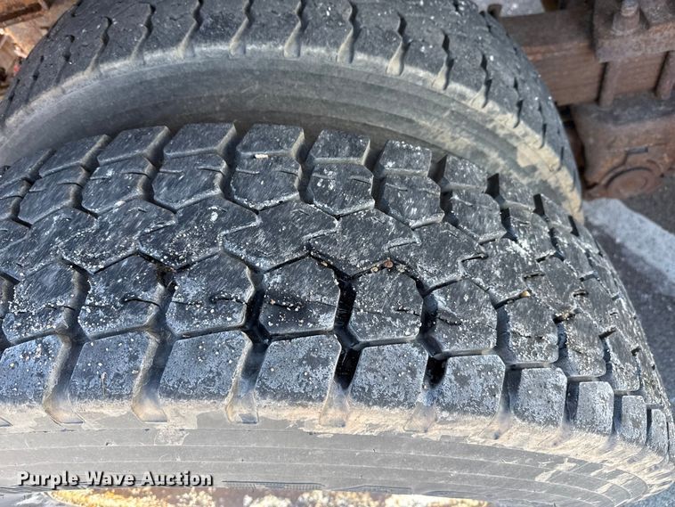 image for item EP2944 2007 International 7400 dump truck