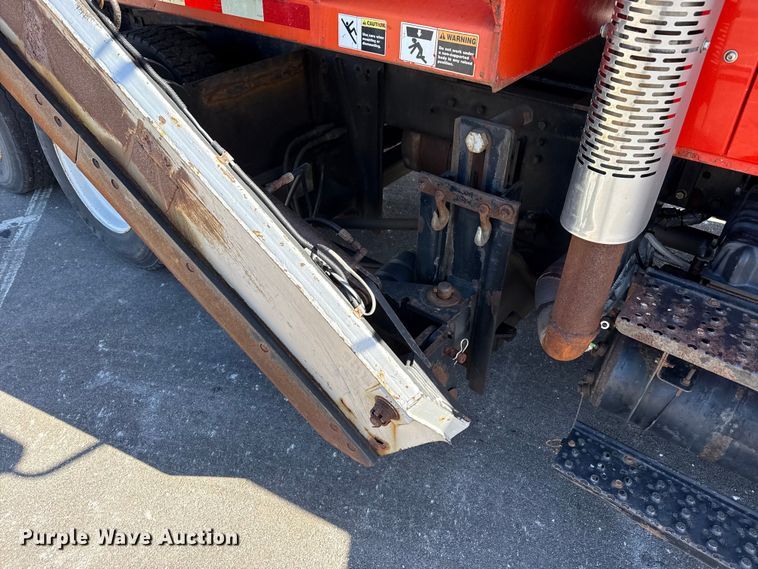 image for item EP2945 2007 International 7400 dump truck