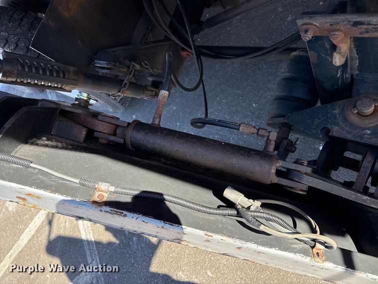 image for item EP2945 2007 International 7400 dump truck