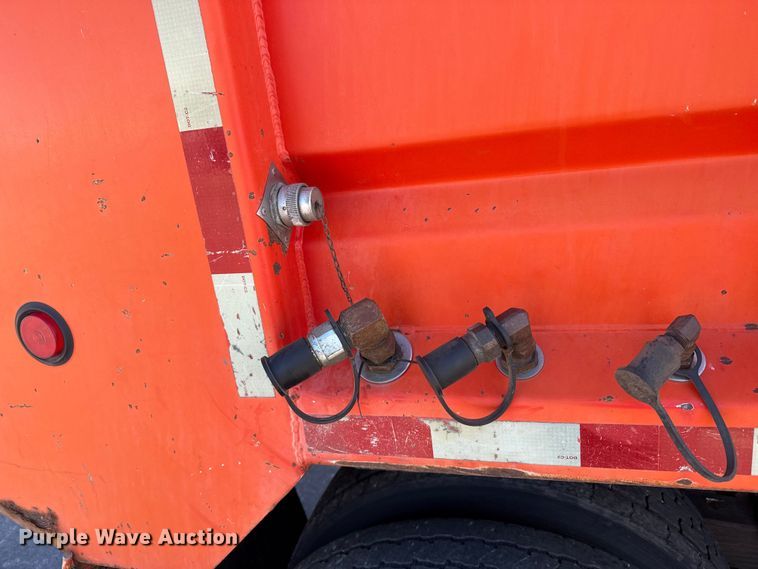 image for item EP2945 2007 International 7400 dump truck