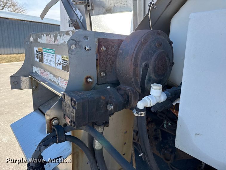 image for item EP2945 2007 International 7400 dump truck