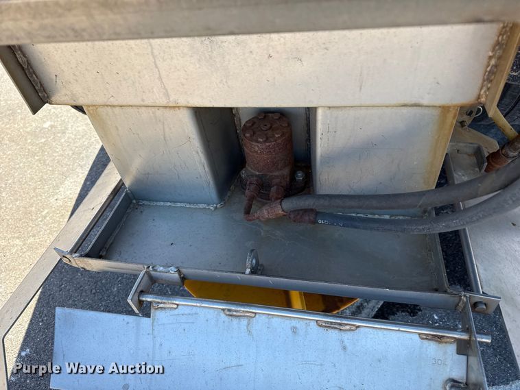 image for item EP2945 2007 International 7400 dump truck