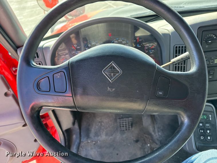 image for item EP2945 2007 International 7400 dump truck