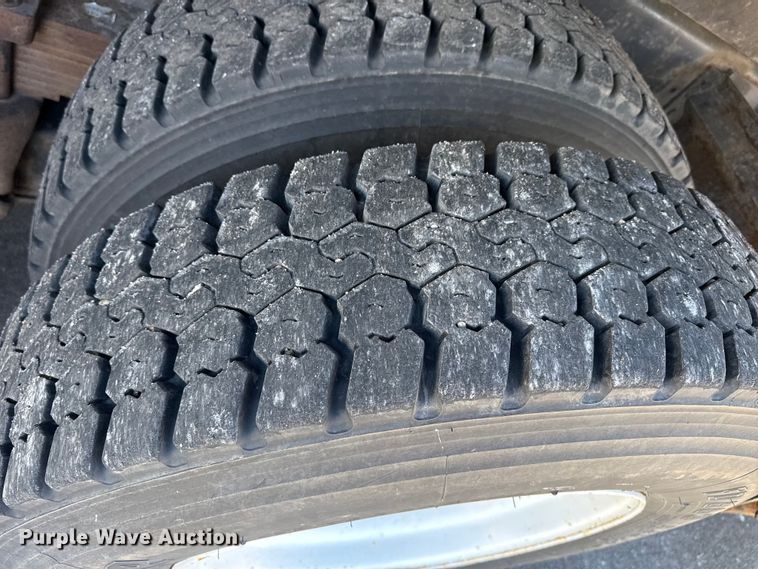 image for item EP2945 2007 International 7400 dump truck