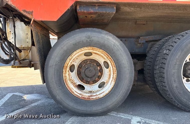 image for item EP2945 2007 International 7400 dump truck