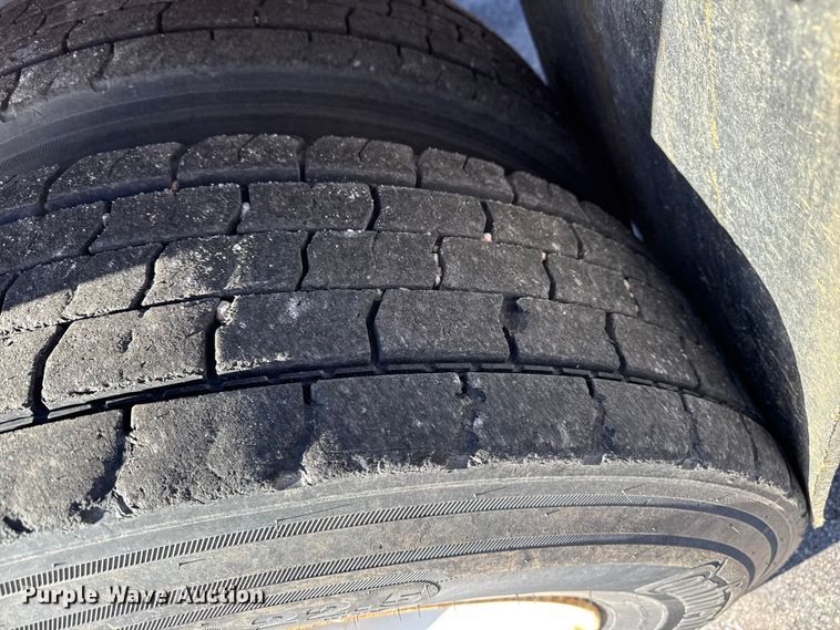 image for item EP2945 2007 International 7400 dump truck