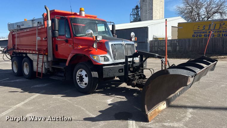 image for item EP2946 2007 International 7400 dump truck
