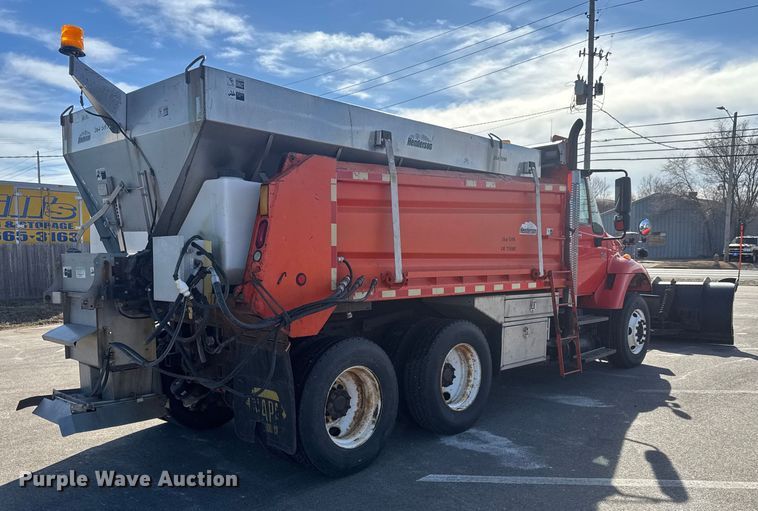 image for item EP2946 2007 International 7400 dump truck