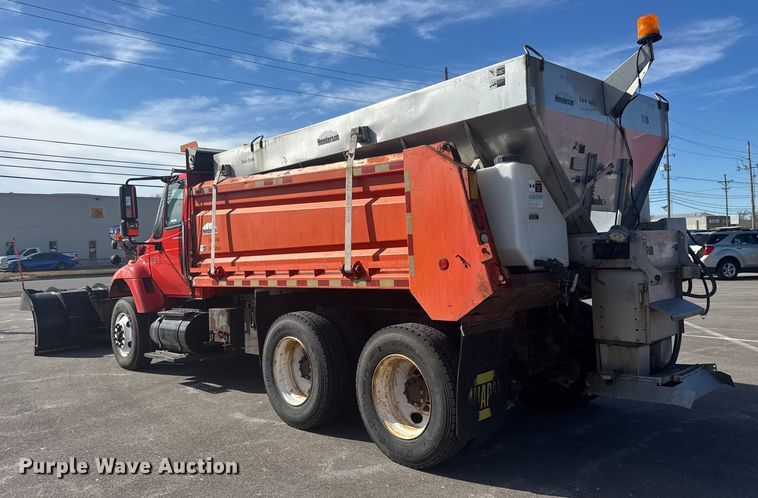 image for item EP2946 2007 International 7400 dump truck